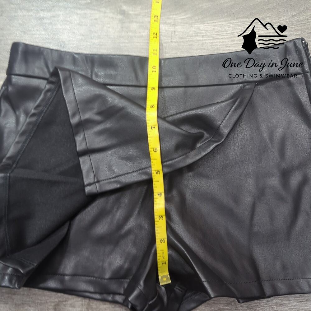Altar'd State Black Faux Leather Shorts - Picture 4 of 7